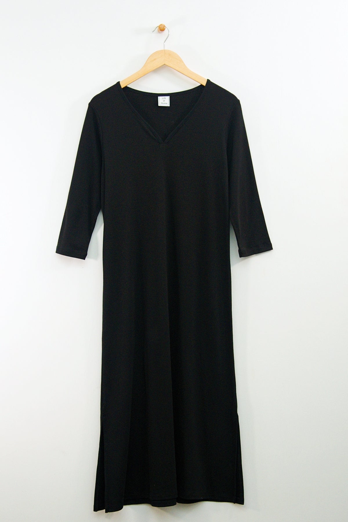 48" ¾ Sleeve V-Neck Long Dress