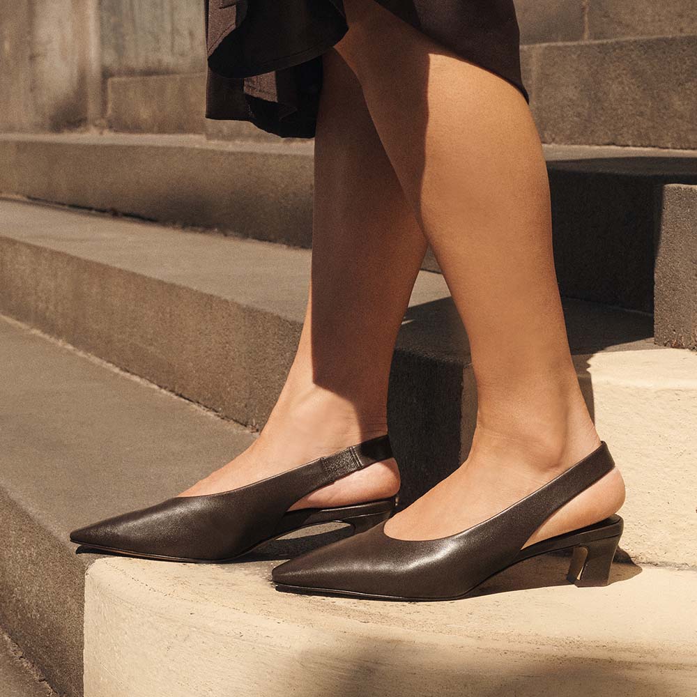 Noa Slingback