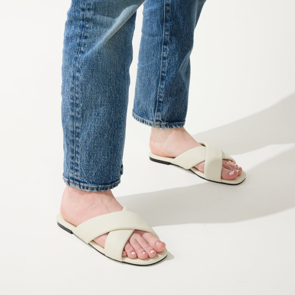 Delancy - Leather Criss Cross Sandal