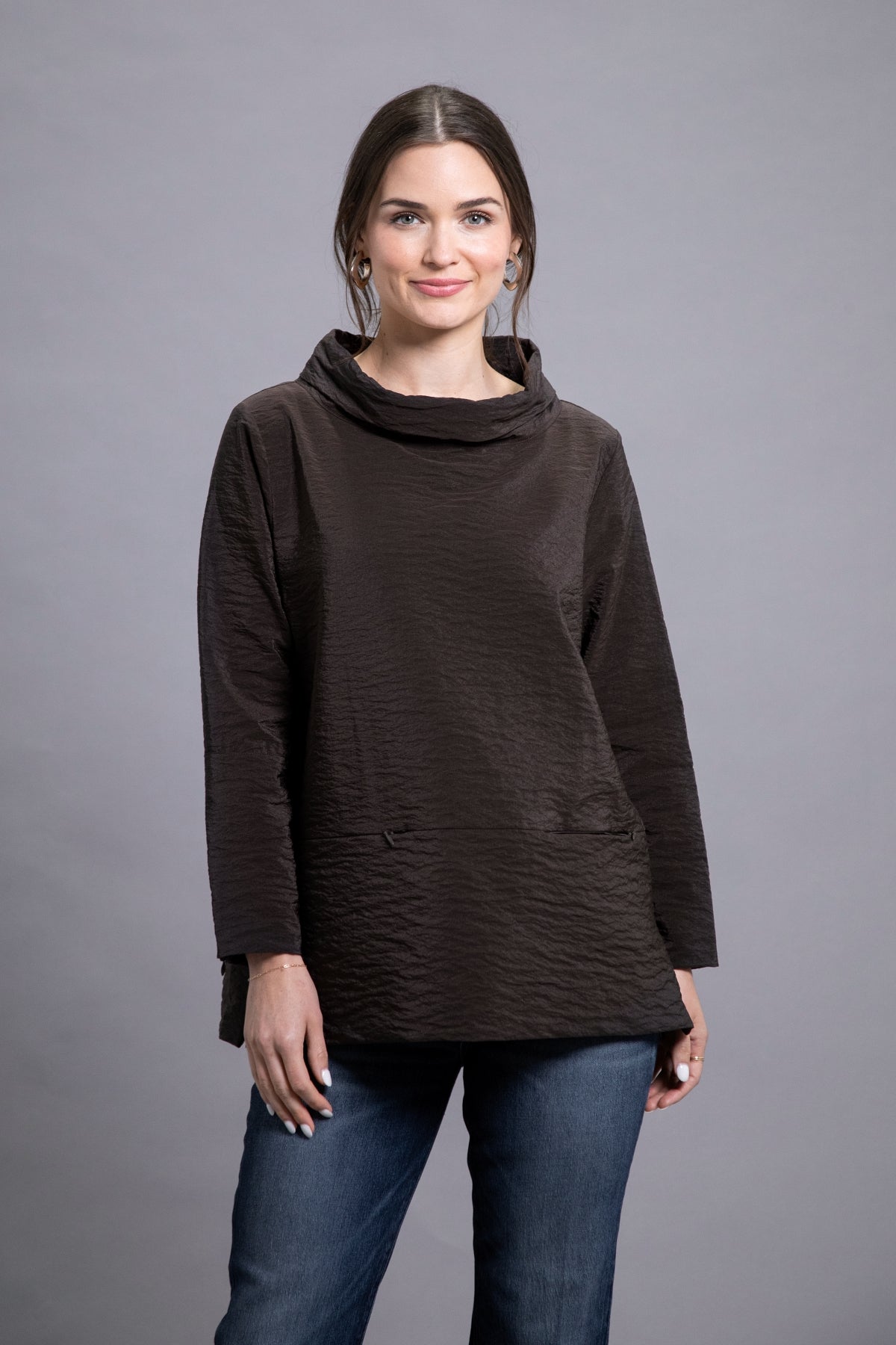 26" Crispy Wired Cowl Tunic with Zip Pockets Amélline