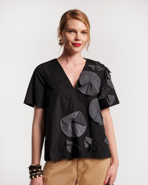 Schooner Top with Flowers