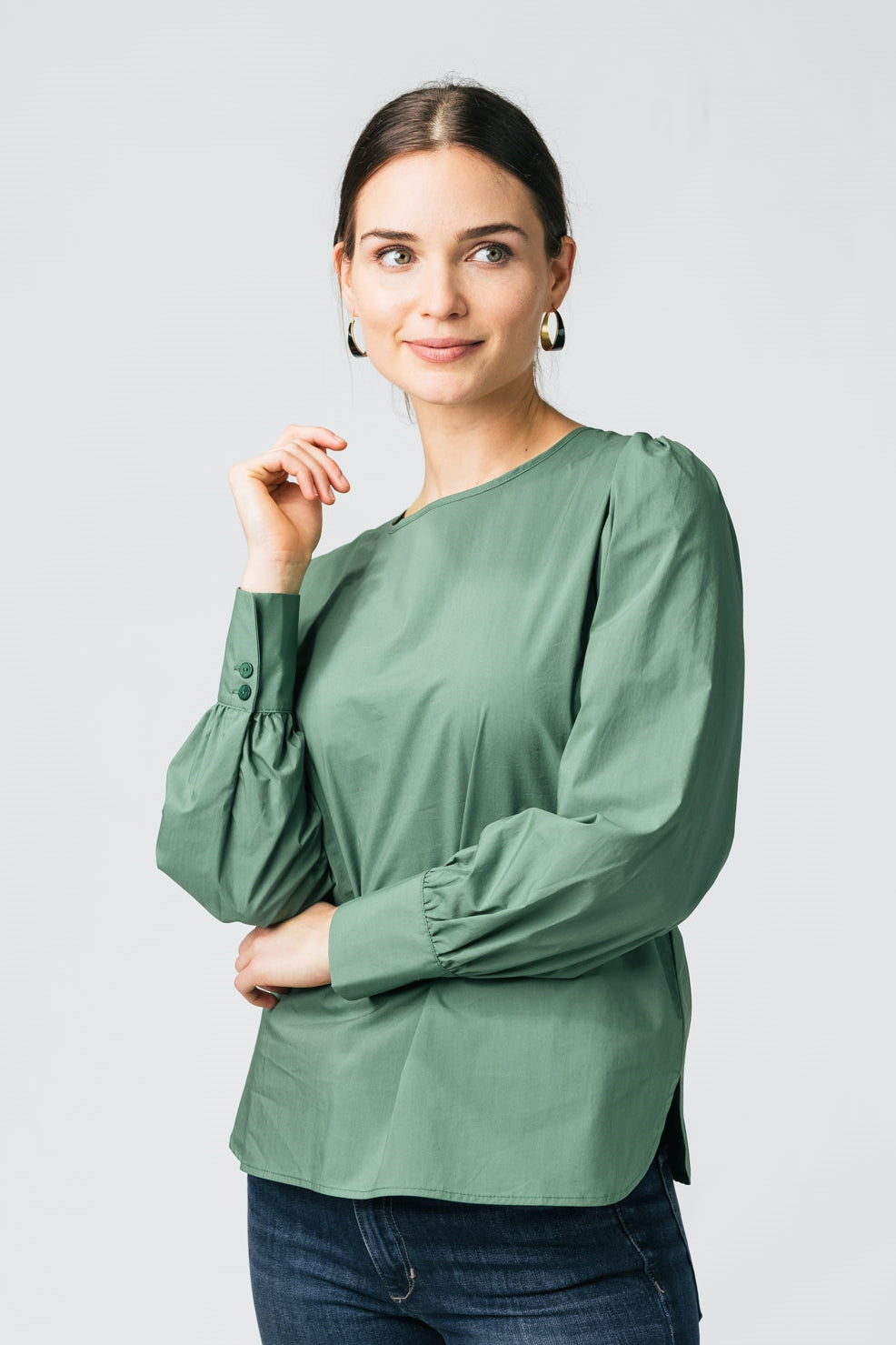 24" Round Neck Blouse with Rushed Shoulders Lilli Sucré