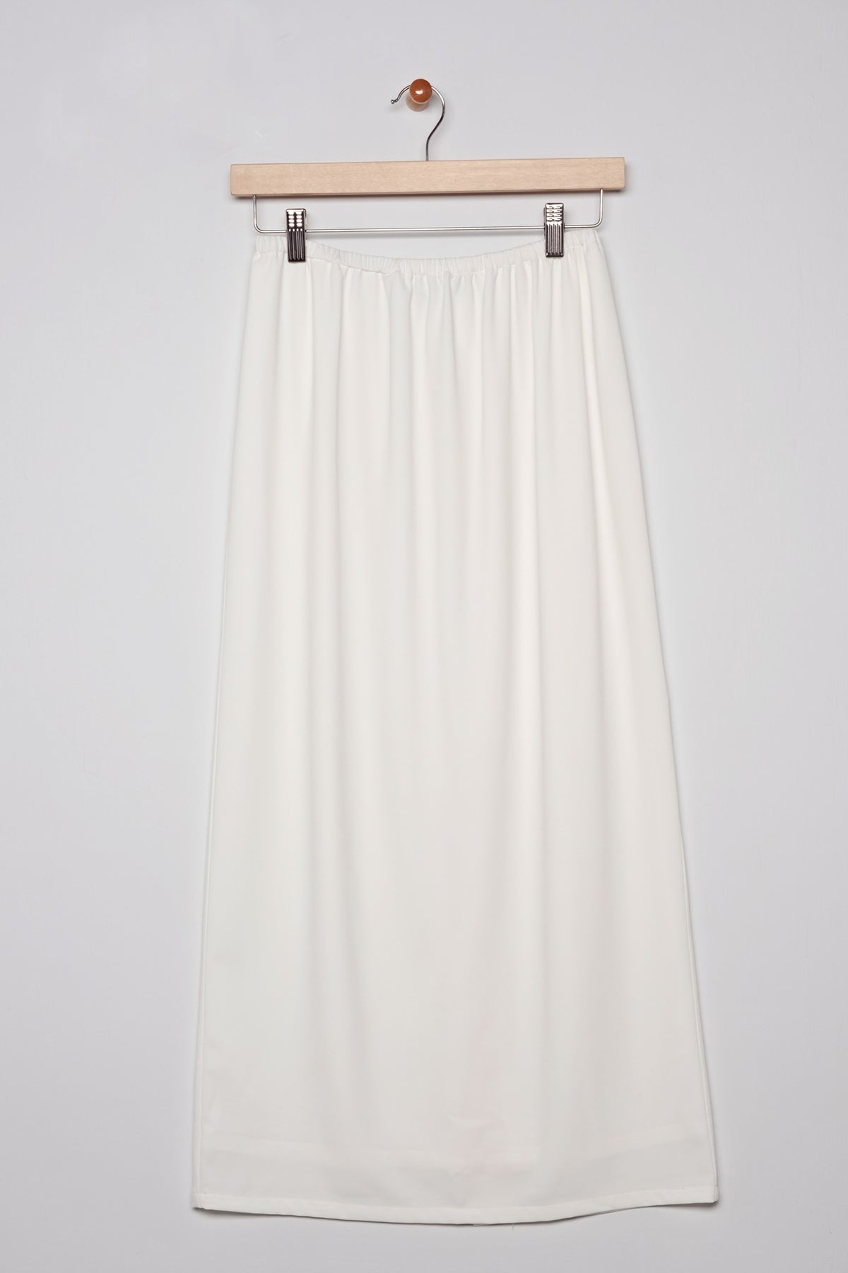 34" Crepe Skirt with Back Slit New Orleans Wovens