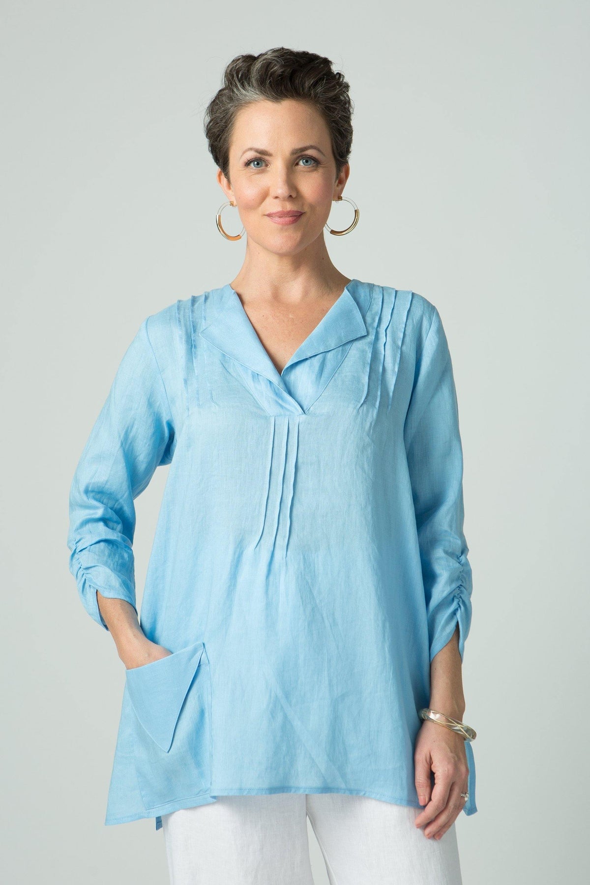 29" ¾ Sleeve V-Neck Tunic with Pleat Details Amélline